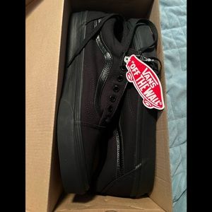 Men’s VANS sneakers